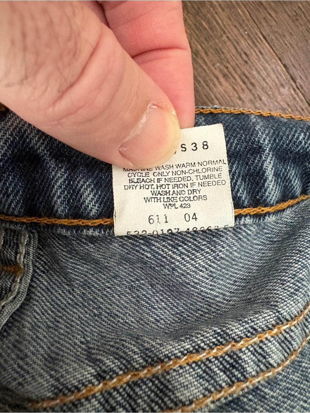 Vintage Levi's 551 Relaxed Fit Tapered Jeans Womens 14 Medium Wash vintage y2k - Picture 9 of 9